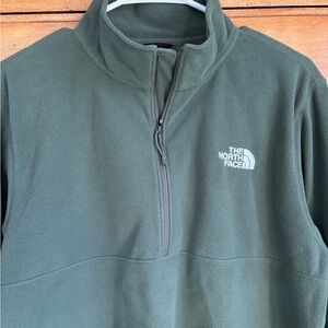 The North Face Glacier Forest Green Fleece Quarter Zip, Size Medium